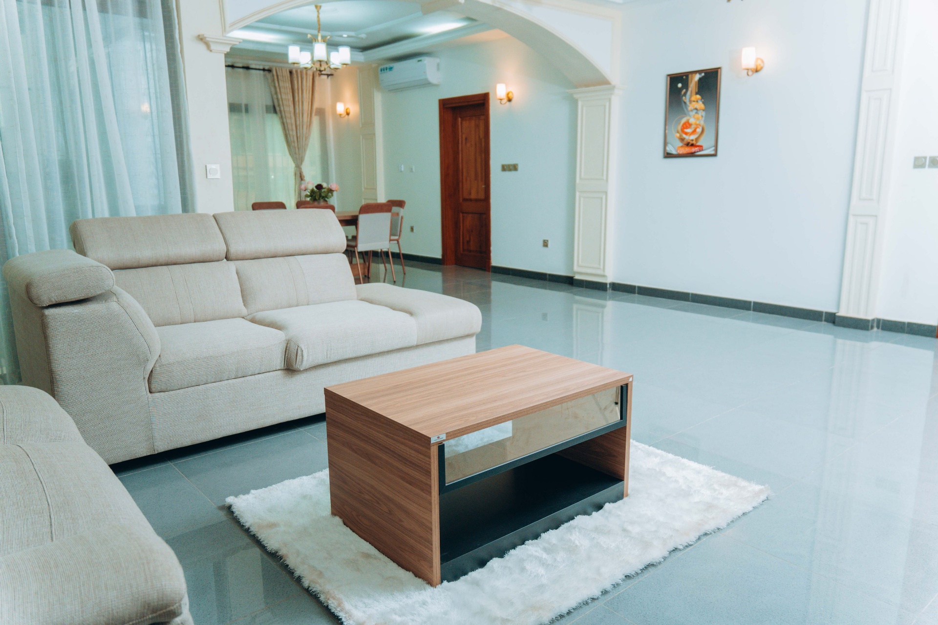 Second salon
